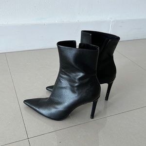 Zara boot heels size 37